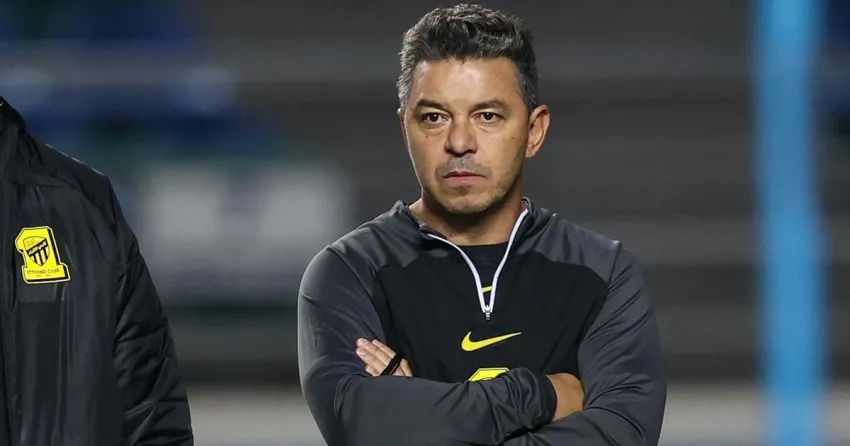 Muñeco en aprietos: Gallardo dejaría de ser el DT del Al-Ittihad de Arabia al final de la temporada