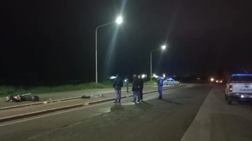 Fatal accidente sobre la Ruta 95: motociclista perdió el control de su vehículo y falleció