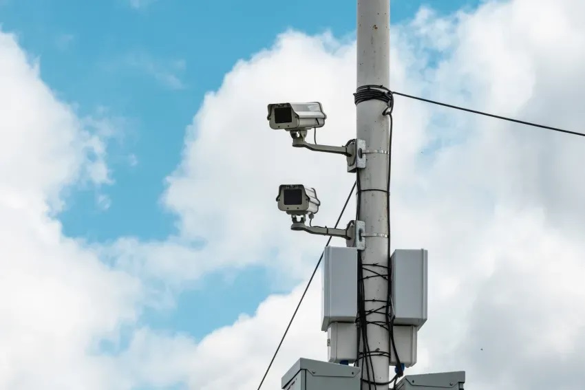 Primer fallo contra las fotomultas: la Justicia suspendió provisoriamente sus efectos