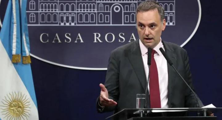 El Gobierno ratificó que les descontará el día a los docentes que se sumen al paro de este jueves