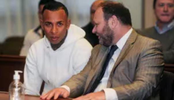 Sebastián Villa llegó a un acuerdo económico con la mujer que lo denunció por abuso sexual y peligra el juicio