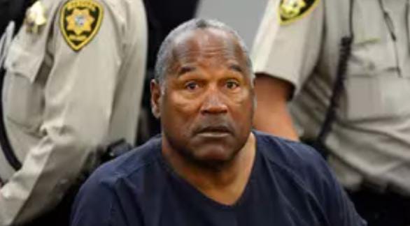 Murió O.J. Simpson, estrella del fútbol americano y protagonista del caso judicial más insólito de EEUU