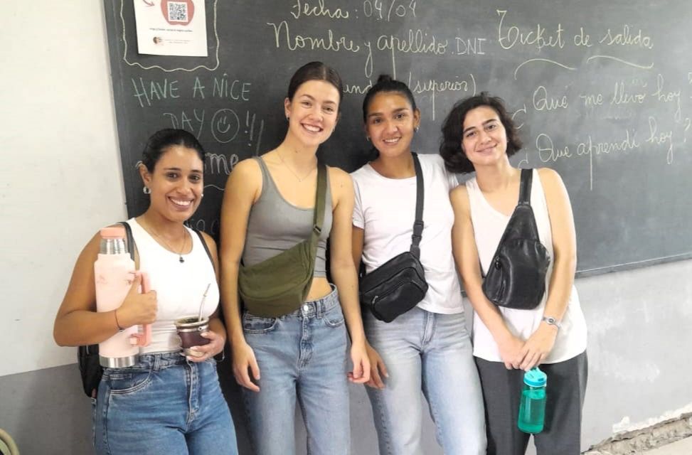 Autoridades de Educación dieron la bienvenida a becaria del programa Argentino – Británico de asistentes de idioma