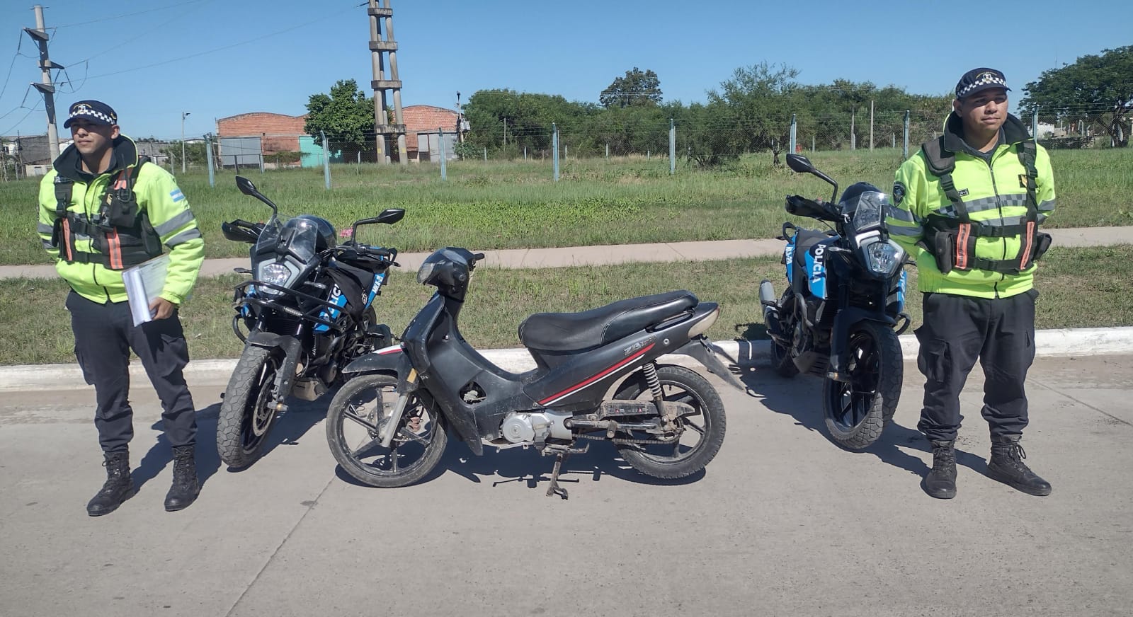 En Operativo Vial Caminera dio con dos motos robadas y otra adulterada
