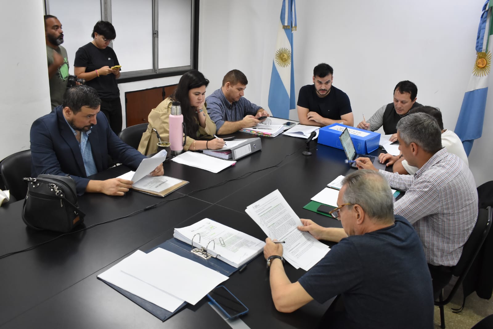 Sendos proyectos de Ley analizados en la comisión de Hacienda y Presupuesto