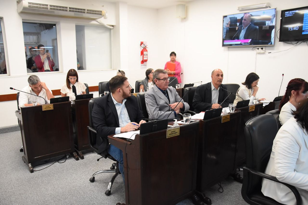 Modifican los montos de los Programas de Ayuda Provincial (PAPRO) y Municipal (PAM)