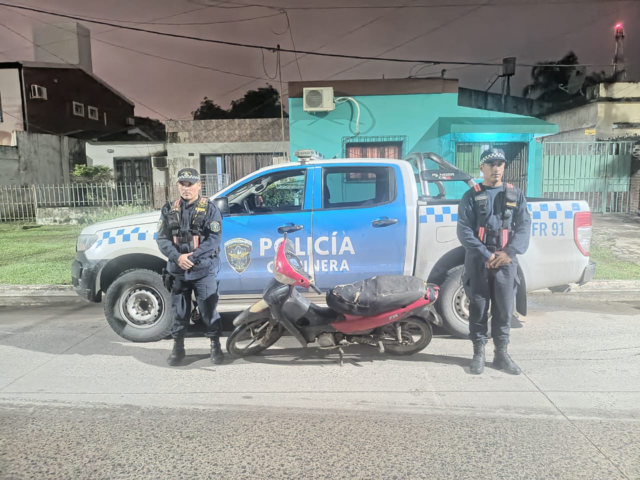 Caminera recuperó dos motos robadas y detuvo a un joven con pedido de captura