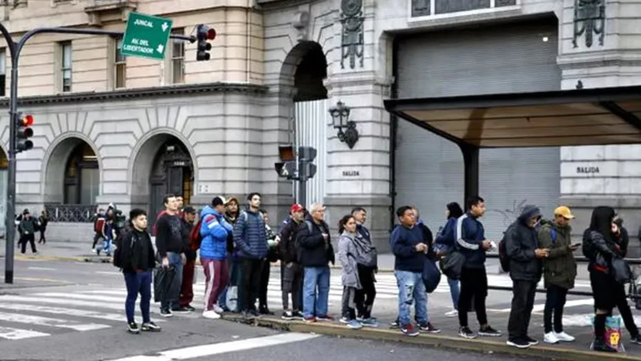 «Fracaso» y «palos en la rueda», las calificaciones del oficialismo al paro general