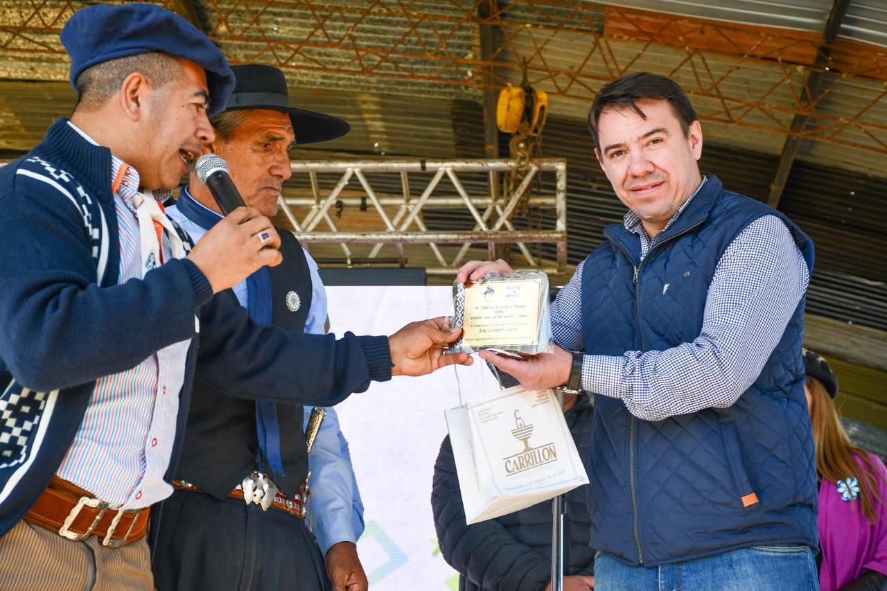 Gral. San Martín: El Gobierno Provincial entregó un reconocimiento al 34º festival «A Lonja y Coraje»