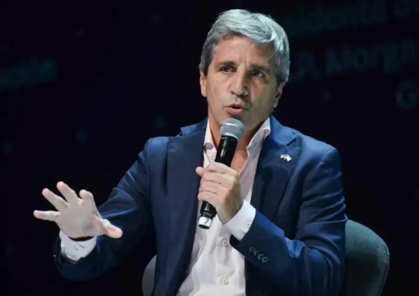 El Gobierno busca contrarrestar la baja de tasas de los plazos fijos tras la suba del dólar blue