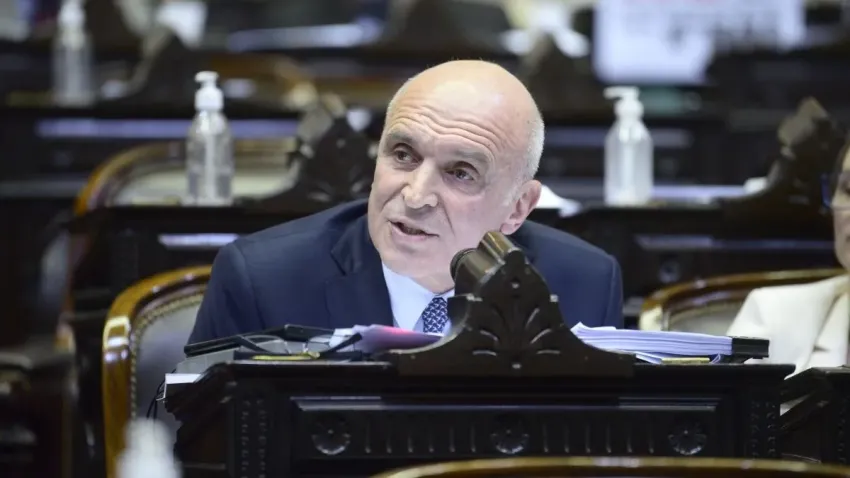 El diputado oficialista José Luis Espert insultó a dirigentes sindicales: «Hijos de puta es poco»