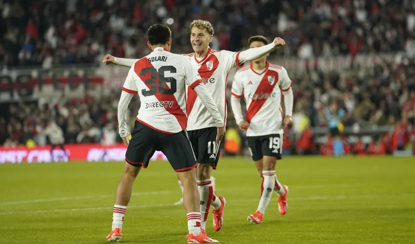 River ganó 3 a 0 en su debut en la Liga Profesional 2024