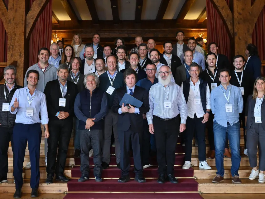 «Consejo de Mayo», la nueva propuesta del Gobierno para incluir a empresarios y sindicatos