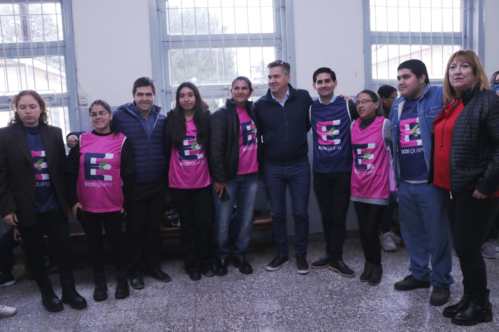 El gobierno lanzó el programa Ecoequipo para el mantenimiento de escuelas rurales
