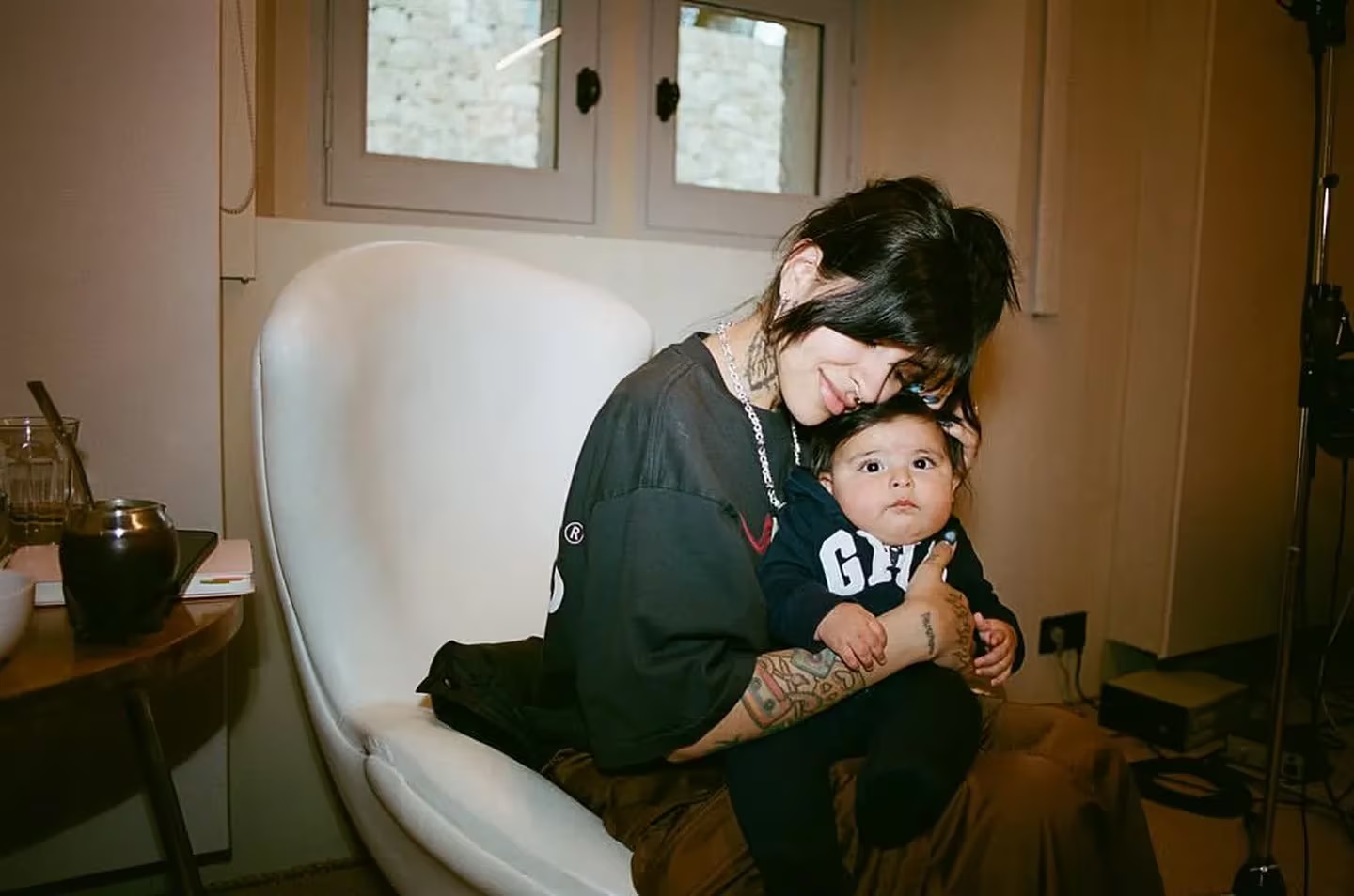 Tras anunciar la separación de Christian Nodal, Cazzu hizo un tierno posteo con su hija