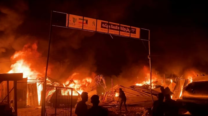 Israel anunció que atacó un campamento de Hamas en Rafah y los palestinos denuncian una “masacre atroz”