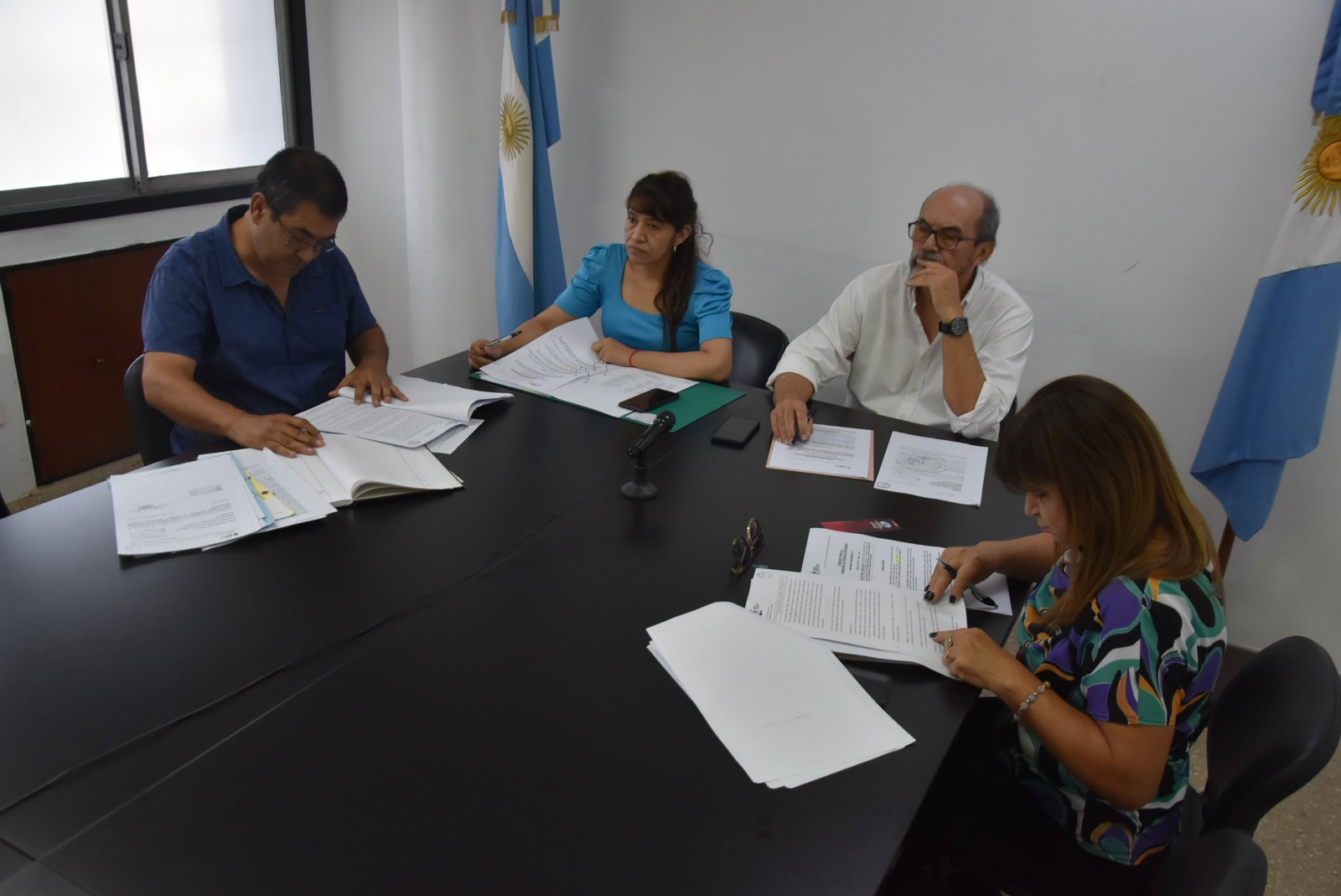 La Comisión de Pueblo Indígenas recibió a vocales del Instituto del Aborigen Chaqueño