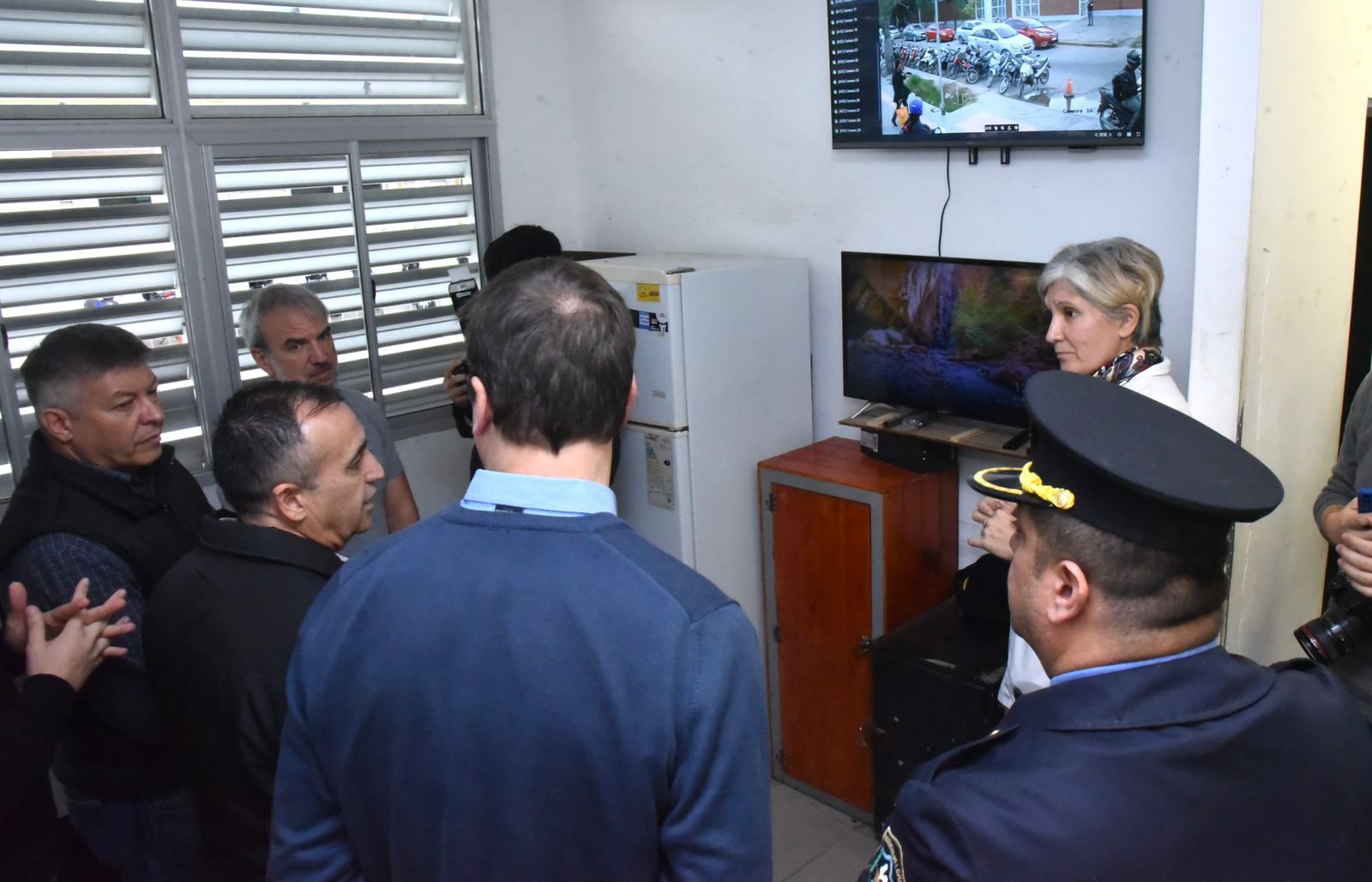 El Gobierno Provincial constató la instalación de 32 nuevas cámaras de monitoreo en el Hospital Perrando