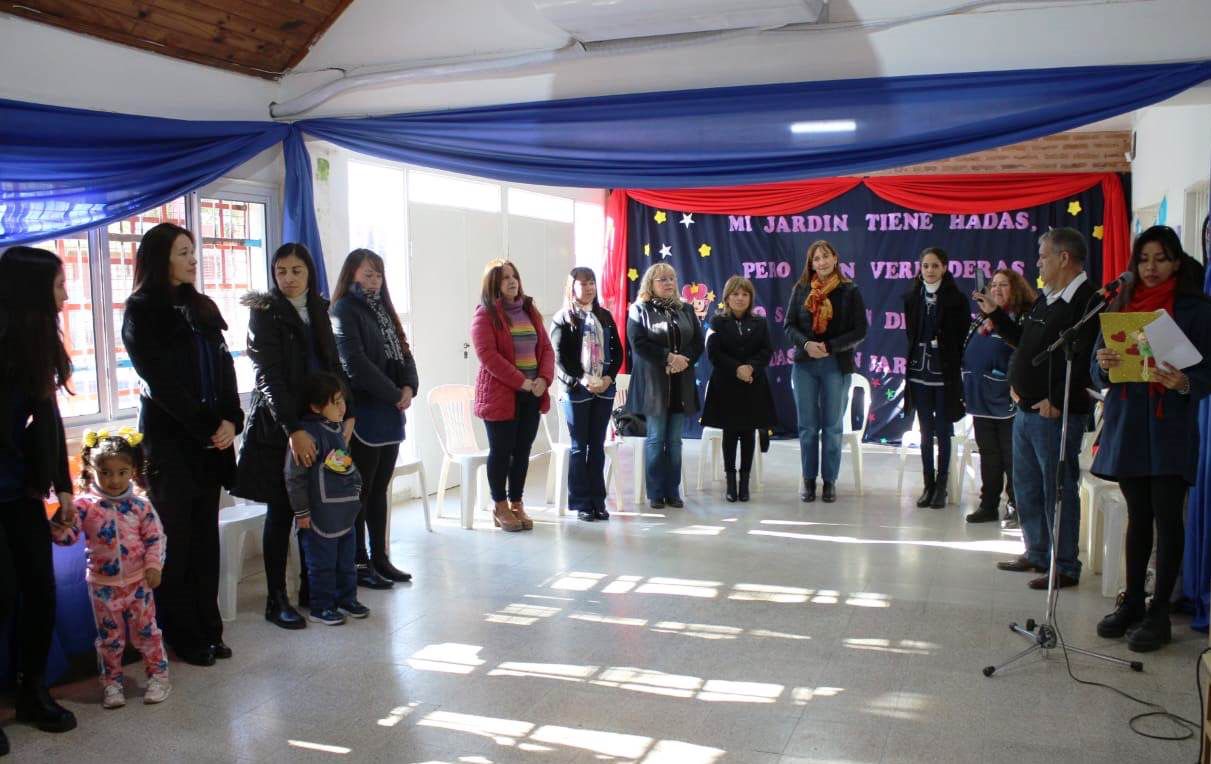 Educación: Los jardines de Infantes de Fiesta