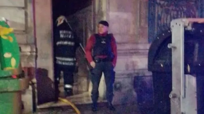 Barracas: murió una mujer y hubo 6 heridos luego de que un hombre arroje una bomba molotov