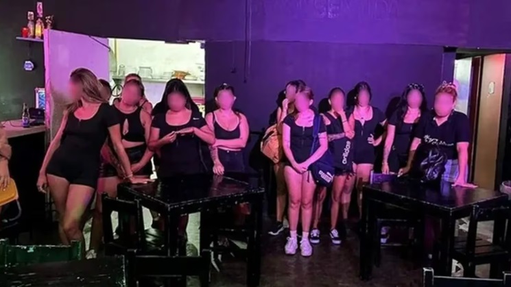 Rescataron a 15 argentinas de una red de trata que funcionaba en Playa del Carmen: hay tres detenidos