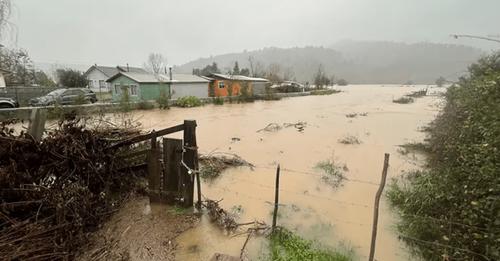 Graves inundaciones en Chile: declaran el estado de catástrofe en la región del Biobío