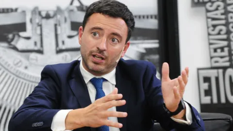 De Loredo anunció que la UCR respaldará el proyecto de Ley de Bases y rechazará cambios del Senado