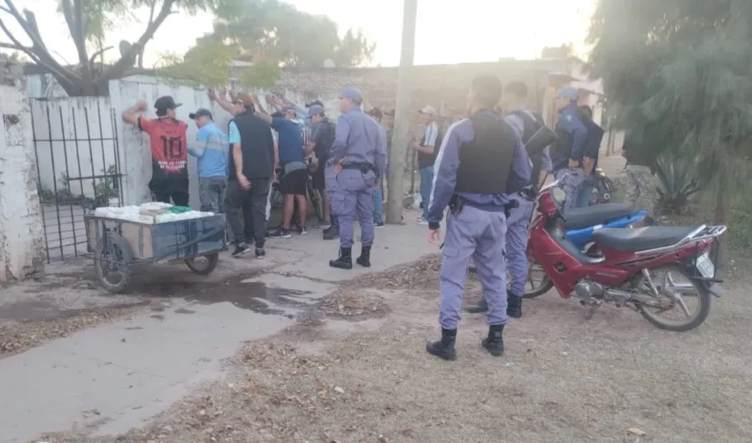 Personas armadas provocaron desorden en Sáenz Peña: hubo detenidos y secuestro de armas y vehículos