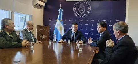 CAME y Petri firmaron convenio de capacitación para las Fuerzas Armadas