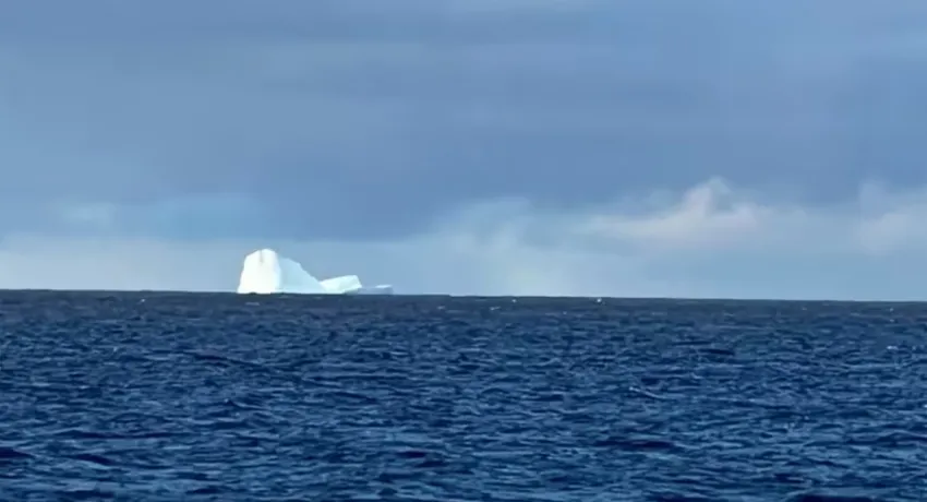 Apareció un iceberg cerca de la costa de Ushuaia y pusieron en alerta a los barcos