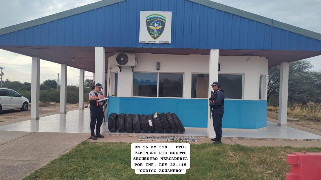 Policía caminera secuestró mercadería sin aval aduanero