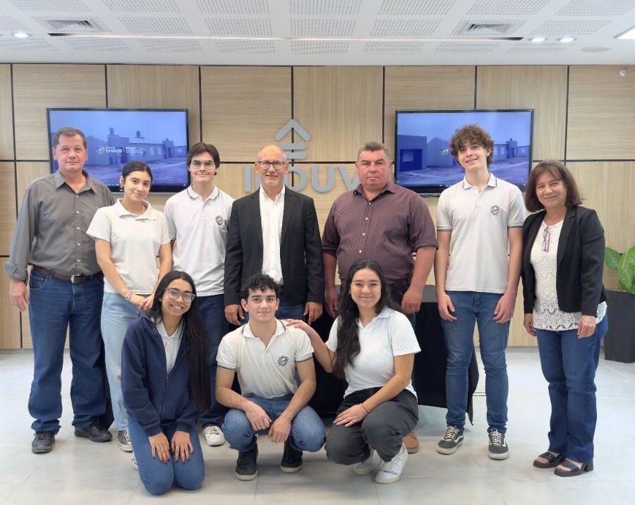 IPDUV y la EET 21 firman acuerdo para pasantías