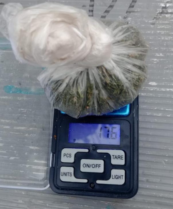 Puerto Tirol: se desplazaba a pie y portaba una bolsa de marihuana