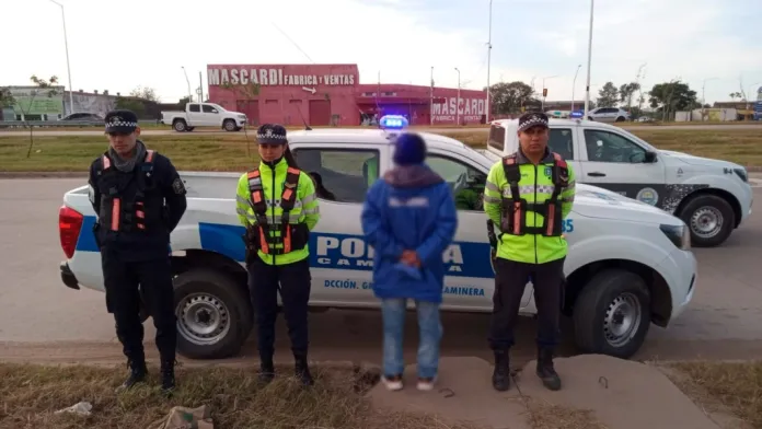En operativo vial, Caminera recuperó dos motos y detuvo a un hombre buscado por violencia de género