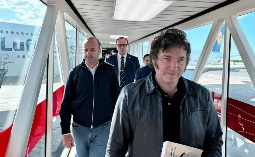 Milei viaja a Francia tras el escándalo por el fútbol en la Copa América y en los Juegos Olímpicos