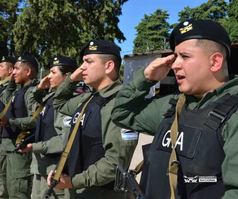 Nuevo aumento para los gendarmes en Argentina: sueldos que van desde $ 520.000 hasta casi 2 millones