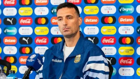 Scaloni define el equipo de la Selección argentina para jugar con Canadá