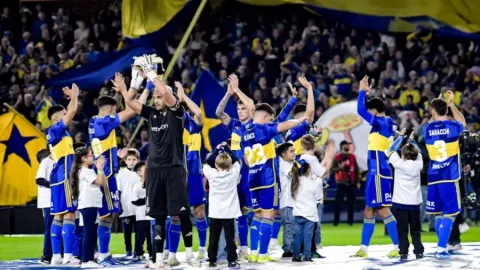 Tras el papelón por los refuerzos, Boca visita a Independiente del Valle en la altura de Ecuador