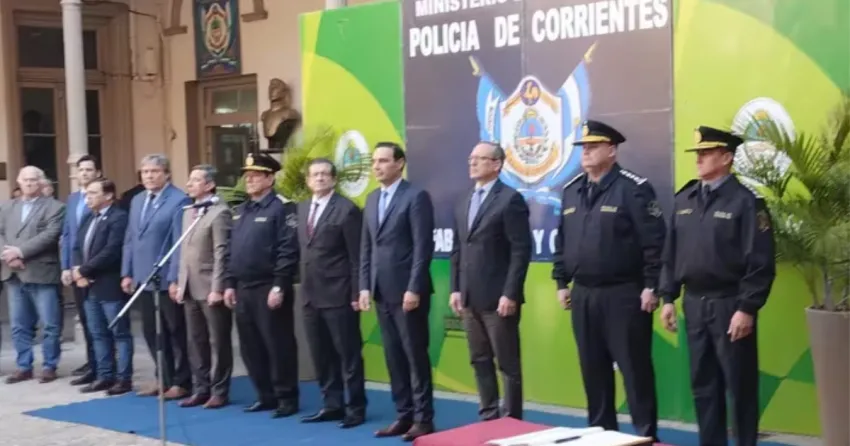 Por decisión de Gustavo Valdés, desplazaron a la cúpula de la Policía de Corrientes por el caso Loan