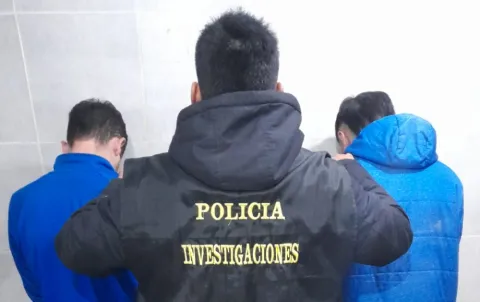 Robo en una YPF: realizaron allanamientos, incautaron 50 mil pesos y dos hombres quedaron detenidos