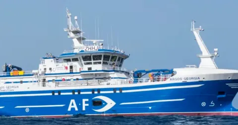 Trágico naufragio cerca de las Islas Malvinas: al menos seis muertos y siete desaparecidos