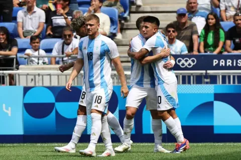 La Selección argentina Sub 23 le ganó 3- 1 a Irak y sueña con la clasificación