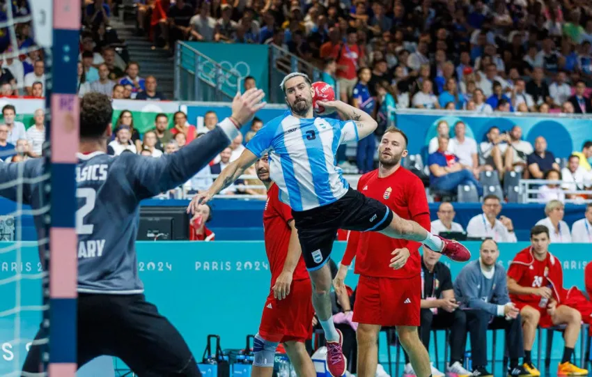 Durísima caída del handball: Los Gladiadores perdieron ante Hungría y se complican en los JJOO