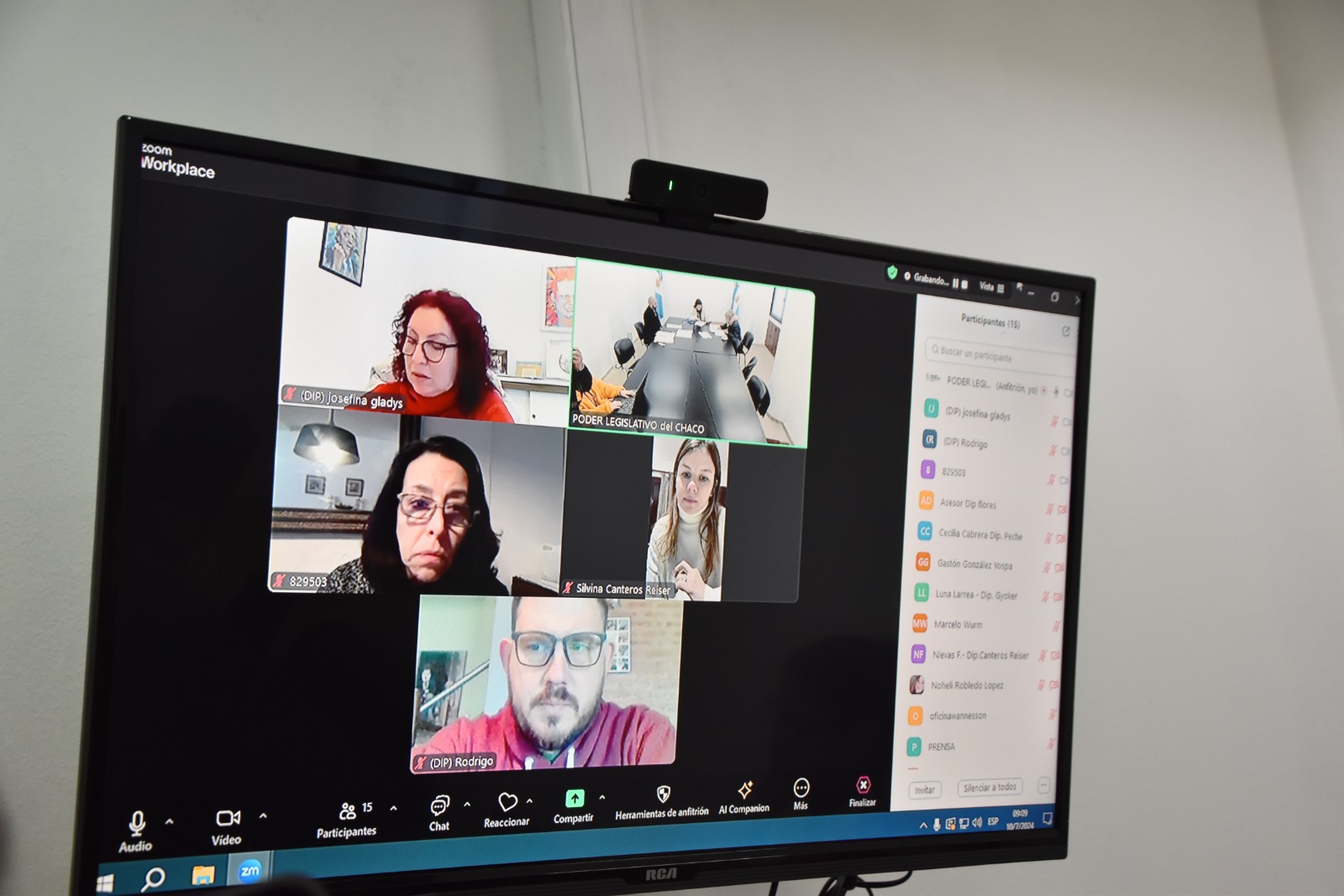 Diputados analizan el proyecto para crear una comisión que designe el defensor de NNyA