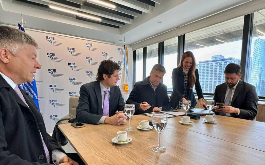 Buenos Aires: el gobernador Zdero firmó acuerdo con BCIE para fortalecer la seguridad ciudadana