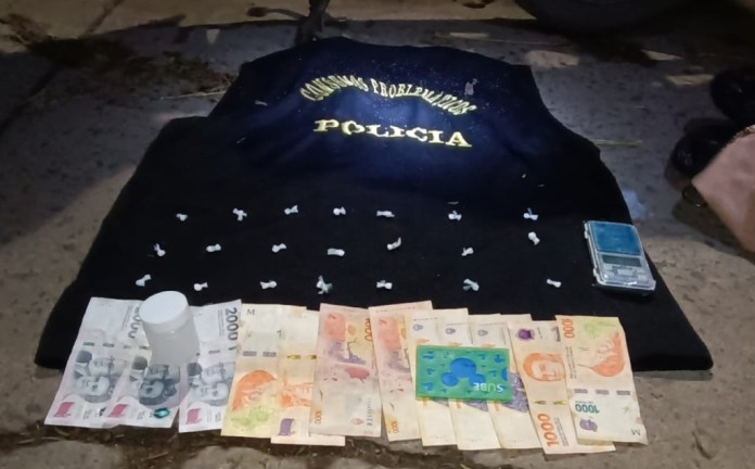 Detienen a un hombre con más de 20 bochitas de cocaína