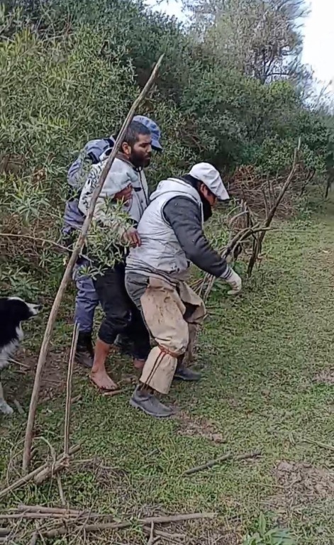 Rescataron a un hombre que se había perdido en el monte en Colonia Cabeza de Tigre