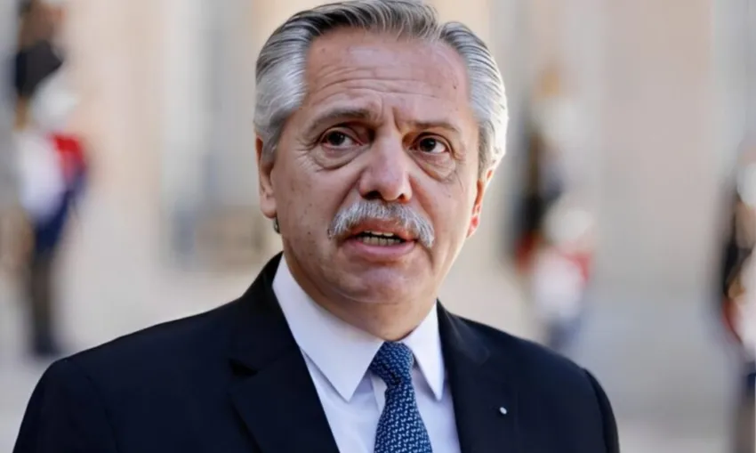 El Gobierno derogó el DNU de Fernández que permitió irregularidades en la contratación de seguros