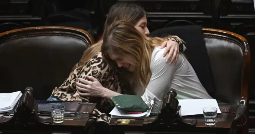 Lilia Lemoine lloró en plena sesión y reveló que fue abusada hace 18 años: «Mi violador sigue libre»