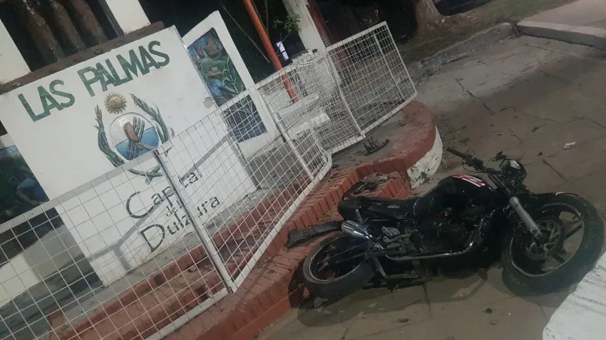 Murió un hombre tras chocar su moto contra un monumento de Las Palmas